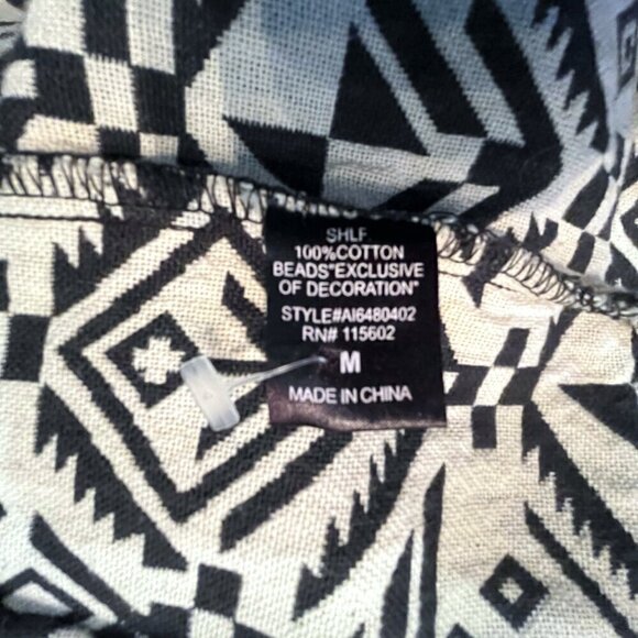 ASTR Tribal Southwestern Tapestry Embroidered Open Back Mini Dress - EUC -Size M - Picture 9 of 9